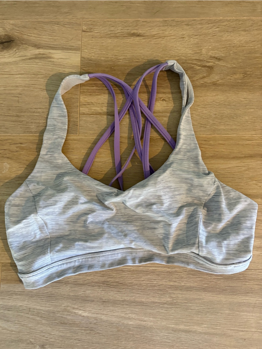 Lululemon 🍋 Free to be Serene bra size 8